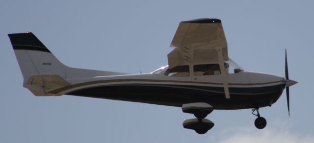 Cessna Skyhawk (N9792V)