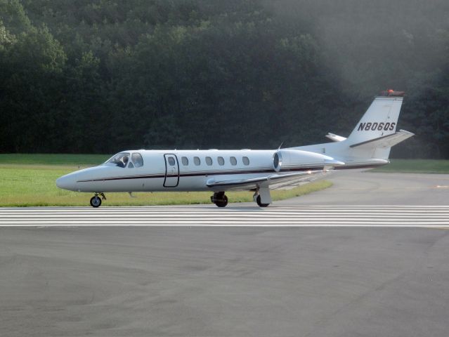 Cessna Citation V (N806QS) - Take off runway 34.