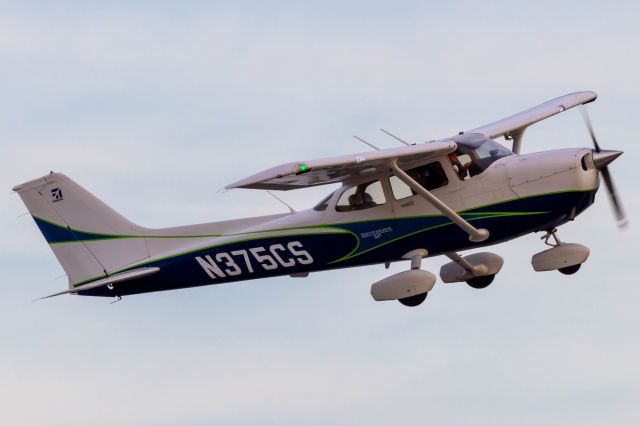 Cessna Skyhawk (N375CS)