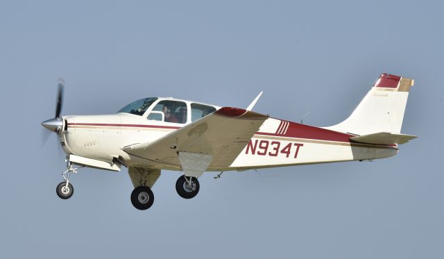 Beechcraft 35 Bonanza (N934T) - Airventure 2017