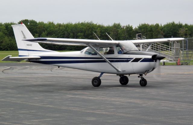 Cessna Skyhawk (N46492)