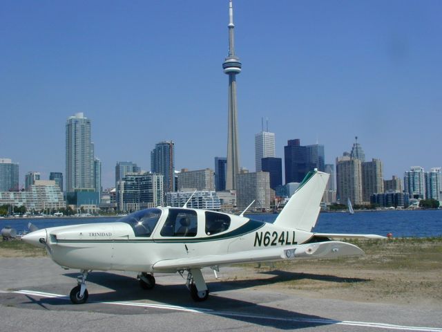 Socata TB-20 Trinidad (N624LL)