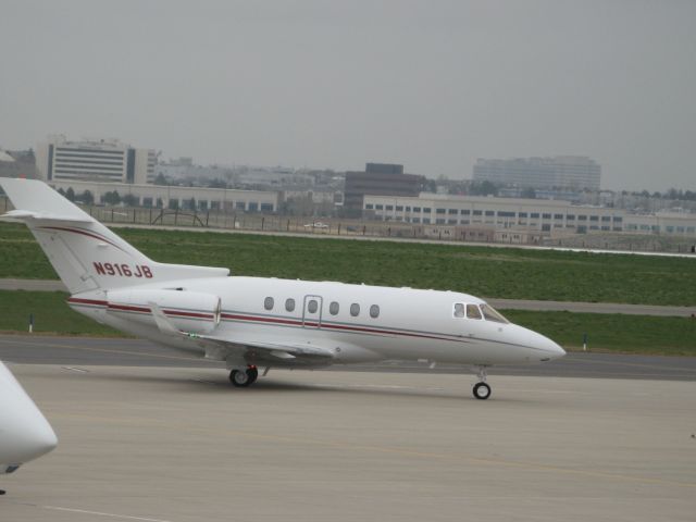 Hawker 800 (N916JB)
