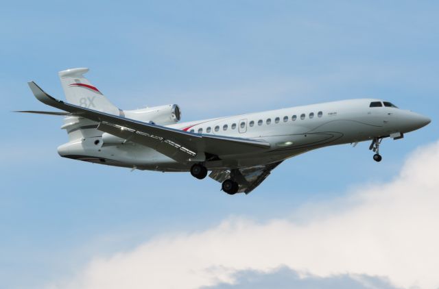 Dassault Falcon 8X (N8X)