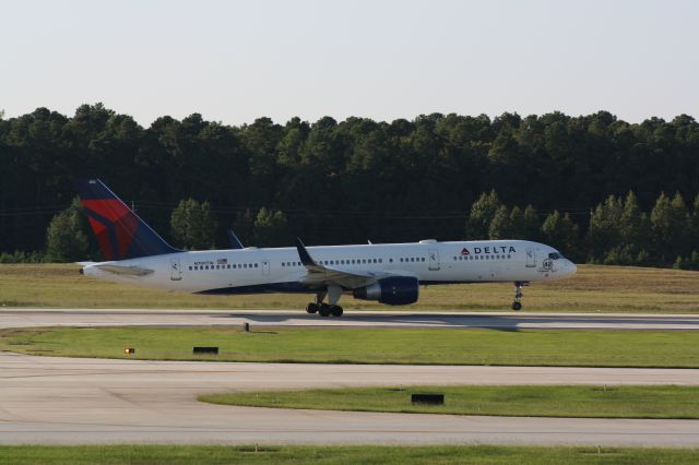 Boeing 757-200 (N709TW)