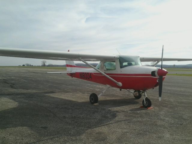 Cessna 152 (N18004)