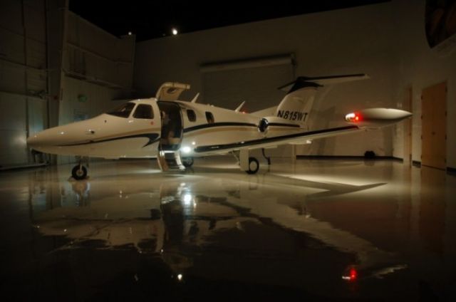 Eclipse 500 (N815WT)