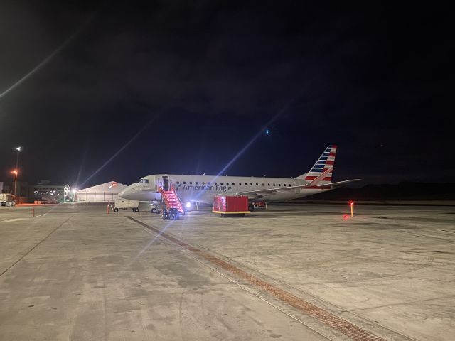 Embraer 175 — - Early Morning Departure 