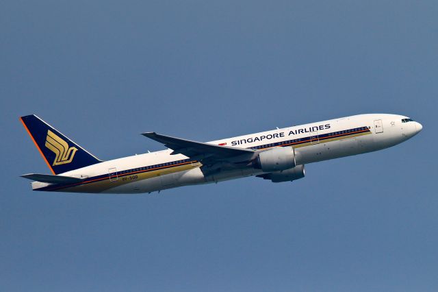 Boeing 777-200 (9V-SQD)