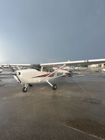 Cessna Skyhawk (N294PL) - Brand new Cessna 172 S model