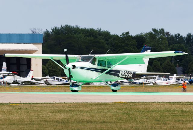 Cessna Skyhawk (N9269H)