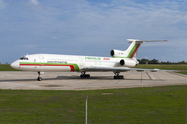 Tupolev Tu-154 (LZ-HMH)