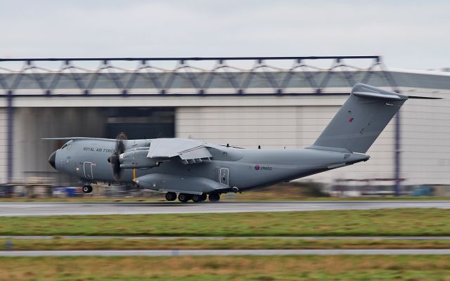 AIRBUS A-400M Atlas (ZM400) - raf a400m zm400 landing at shannon for a fuel stop 17/1/17.