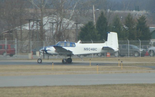 Beechcraft Twin Bonanza (N9048C) - at Williamsport