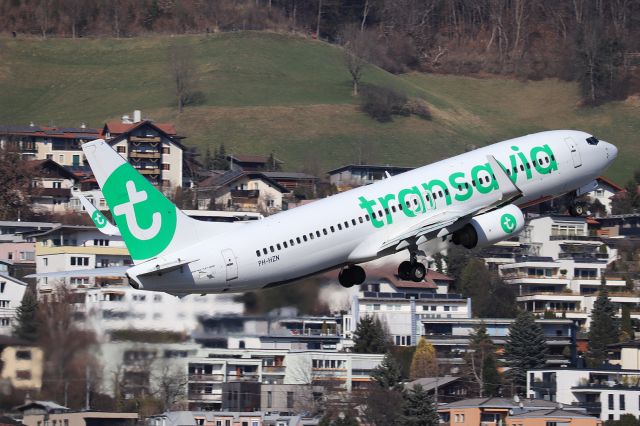 Boeing 737-800 (PH-HZN)