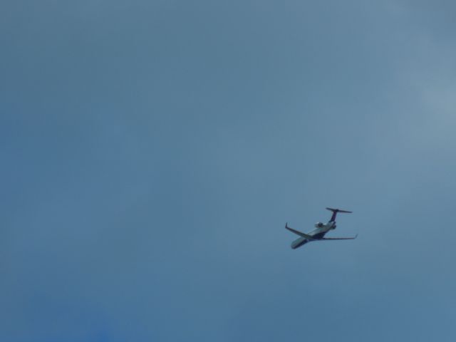 Canadair Regional Jet CRJ-700 — - Afternoon departure from runway 3, DL 6205 to LGA.