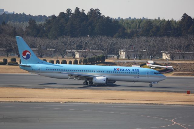 Boeing 737-900 (HL7725)