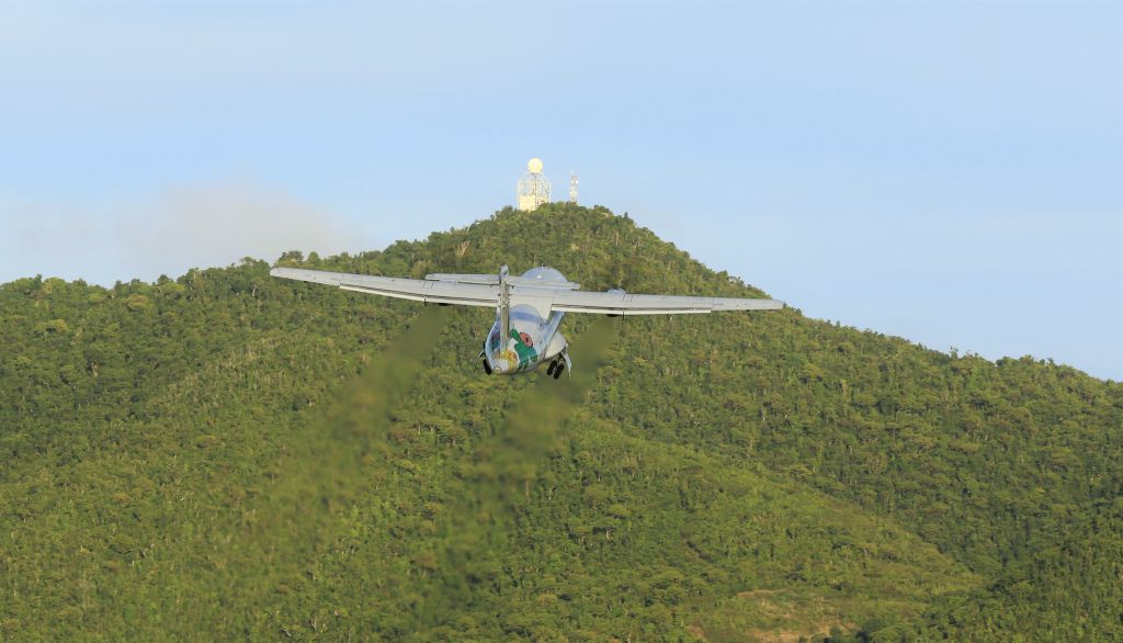 Aerospatiale ATR-42-300 (F-OIXH)