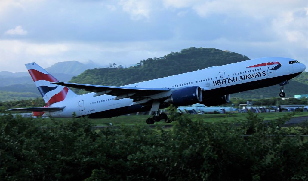 Boeing 777-200 (G-YMMD)