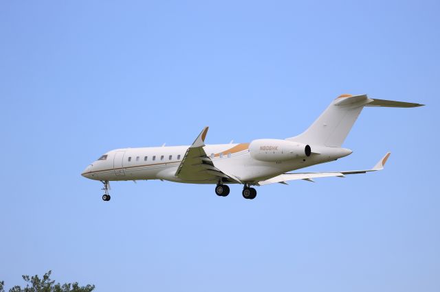 Bombardier Global Express (N806HK) - June 18, 2023:Bombardier BD-700-1A10 Global 6000