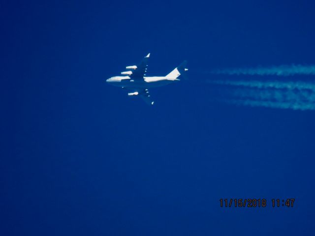 Boeing Globemaster III (04-4133)