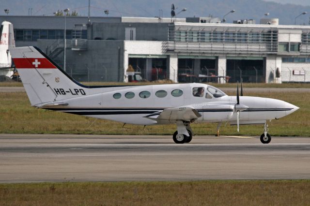 Cessna 421 (HB-LPD)