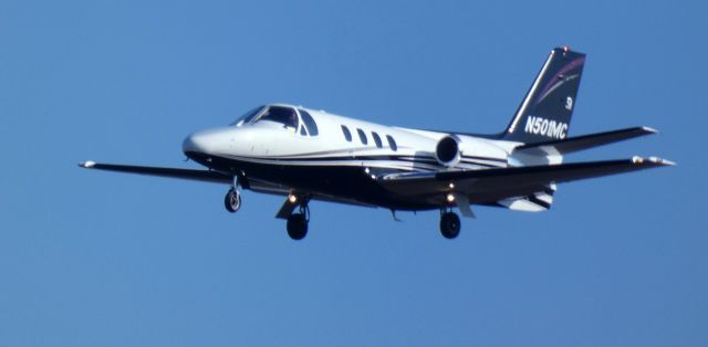 Cessna Citation 1SP (N501MC) - On short final is this 1981 Cessna 501 Citation 1 SP in the Winter of 2024.