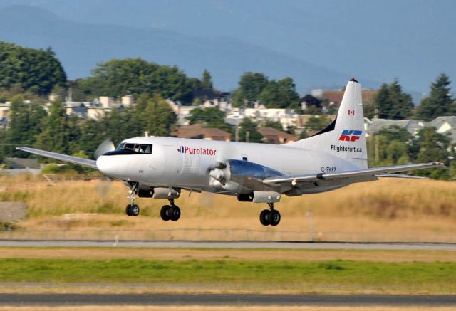 CONVAIR CV-580 (C-FKFZ)