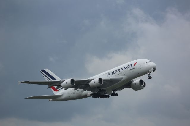 Airbus A380-800 (F-HPJF)