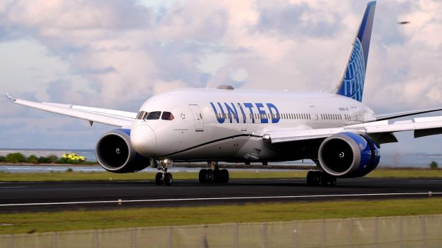 Boeing 787-8 (N26906) - United Airlines B787-8 freshly repainted with Evo Livery