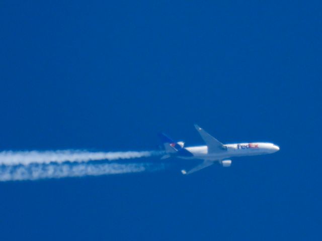 Boeing MD-11 (N583FE)