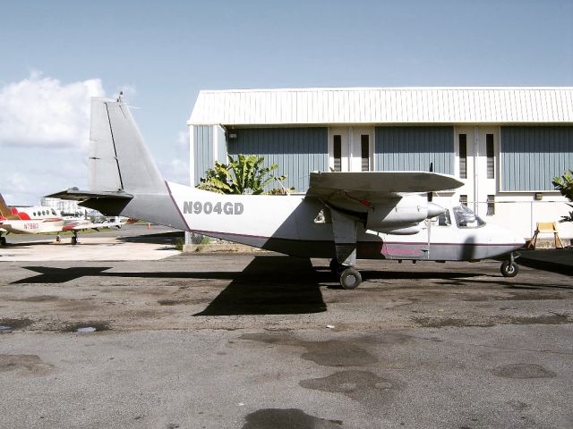 ROMAERO Islander (N904GD)