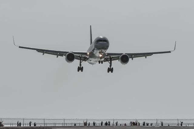 Boeing 757-200 (N286GB)