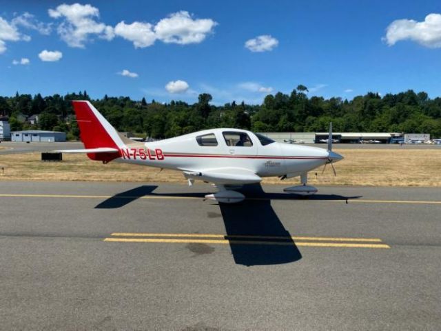 Lancair Lancair 4 (N75LB)