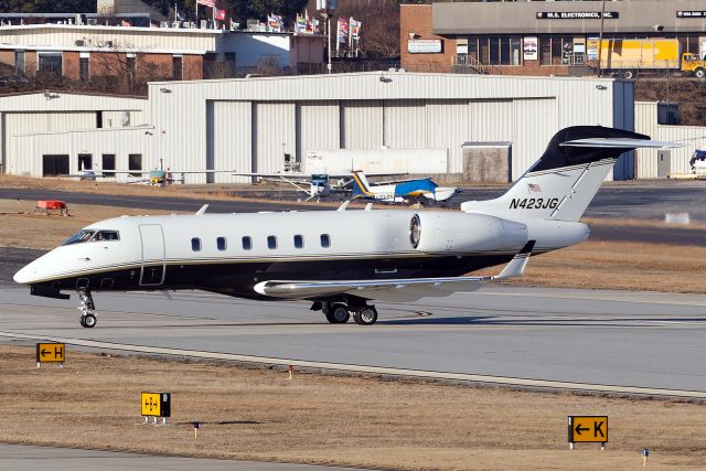 Bombardier Challenger 300 (N423JG)
