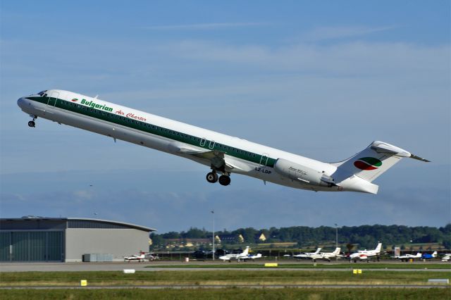 McDonnell Douglas MD-82 (LZ-LDP) - McDonnell Douglas MD82  Bulgarian Air Charter  ex Alitalia  EDDS Stuttgart Echterdingen Germany  26.August 2010