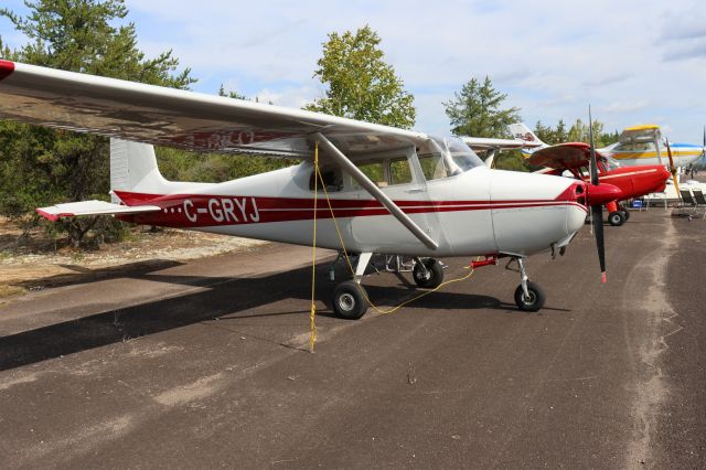 Cessna Skyhawk (C-GRYJ) - C-GRYJ Cessna Skyhawk 172-N RVA à CSQ4 Aéroport de Casey QC. le 02-09-2023 à 10:56