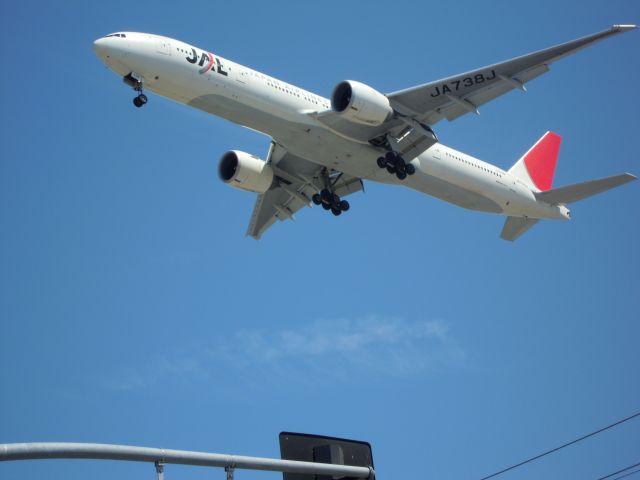 BOEING 777-300 — - japan airliners 777-300 lax