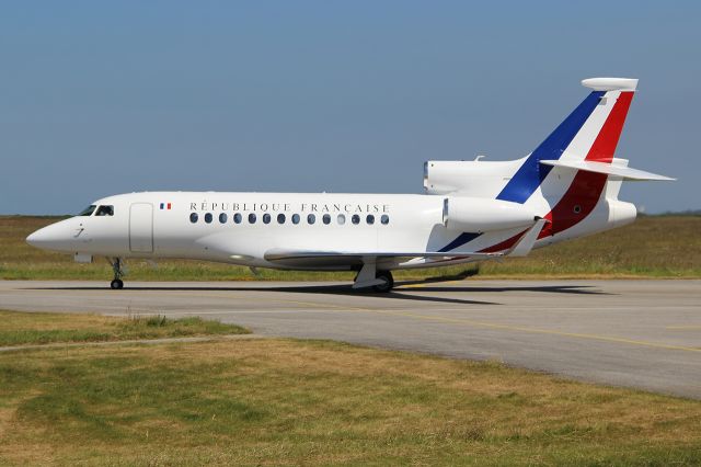 Dassault Falcon 7X (F-RAFB) - 80Th D-Day