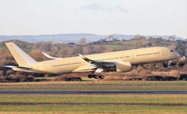 Airbus A350-900 (A7-ALL) - qatar airways a350-941 a7-all dep shannon for toulouse 5/1/21.