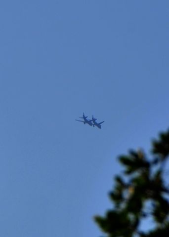 — — - KC-10S, Refueling practice?