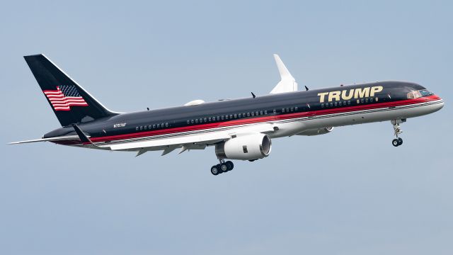 Boeing 757-200 (N757AF) - Trump Force One on a quick visit to DC for a court hearing