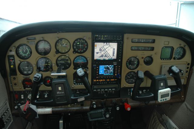 Cessna Skylane (N182SP)