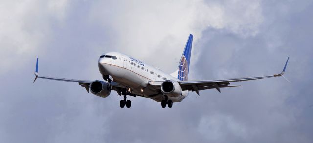 Boeing 737-700 (N76265) - phoenix sky harbor 29NOV19