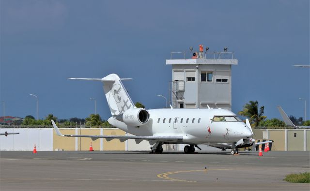 Canadair Challenger (XA-OOI)