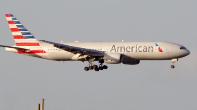 Boeing 777-200 (N783AN) - Arriving From New York Kennedy(KJFK)