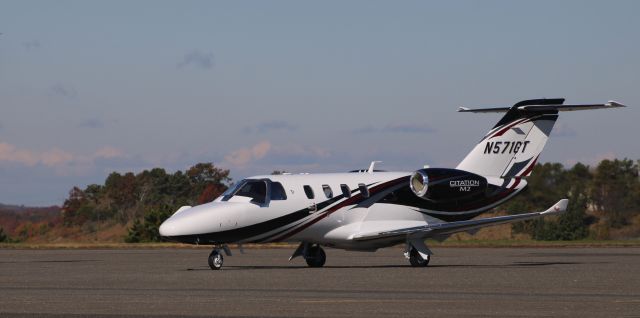 Cessna Citation CJ1 (N571GT) - Catching some tarmac time is this brand new Cessna 525 Citation M2 in the Autumn of 2021.