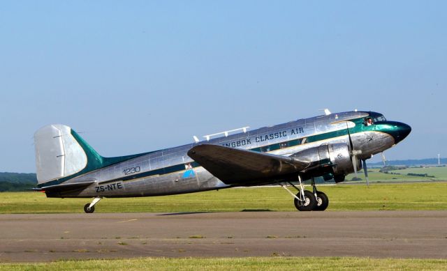 Douglas DC-3 (ZS-NTE) - Arrival in Zweibrücken