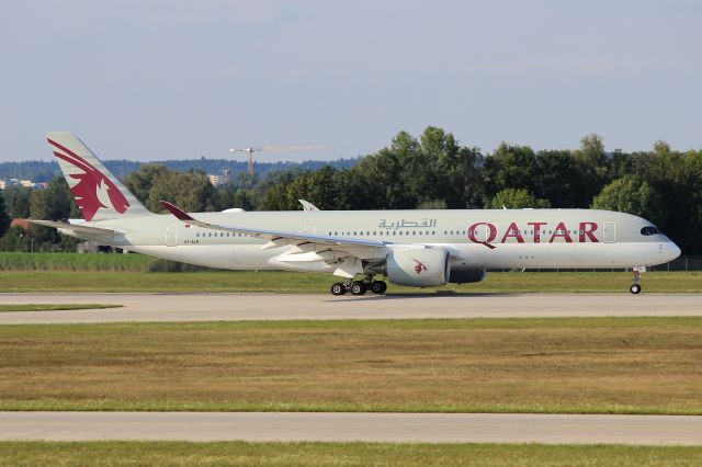 Airbus A350-900 (A7-ALN)