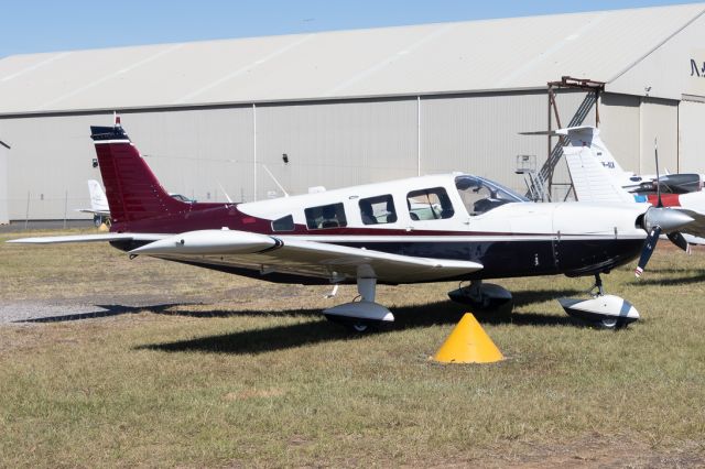 Piper Saratoga (VH-DJL)